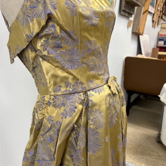 1960’s Metallic Floral Dress by Lorrie Deb San Francisco Grown - Picture 3 of 10